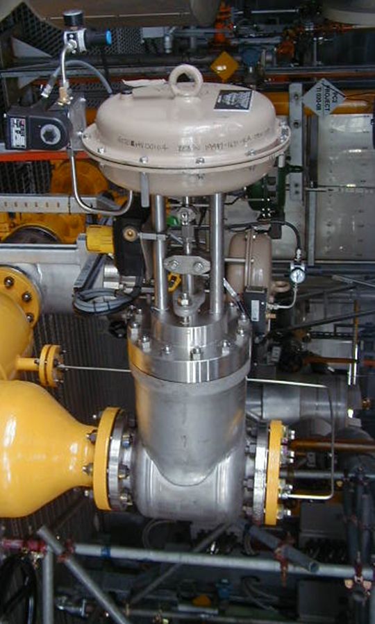 Double walled bellow sealed double sealed valve