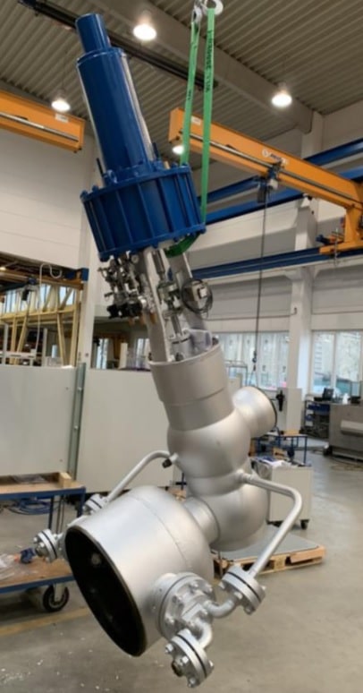 Steam-conditioning-valve